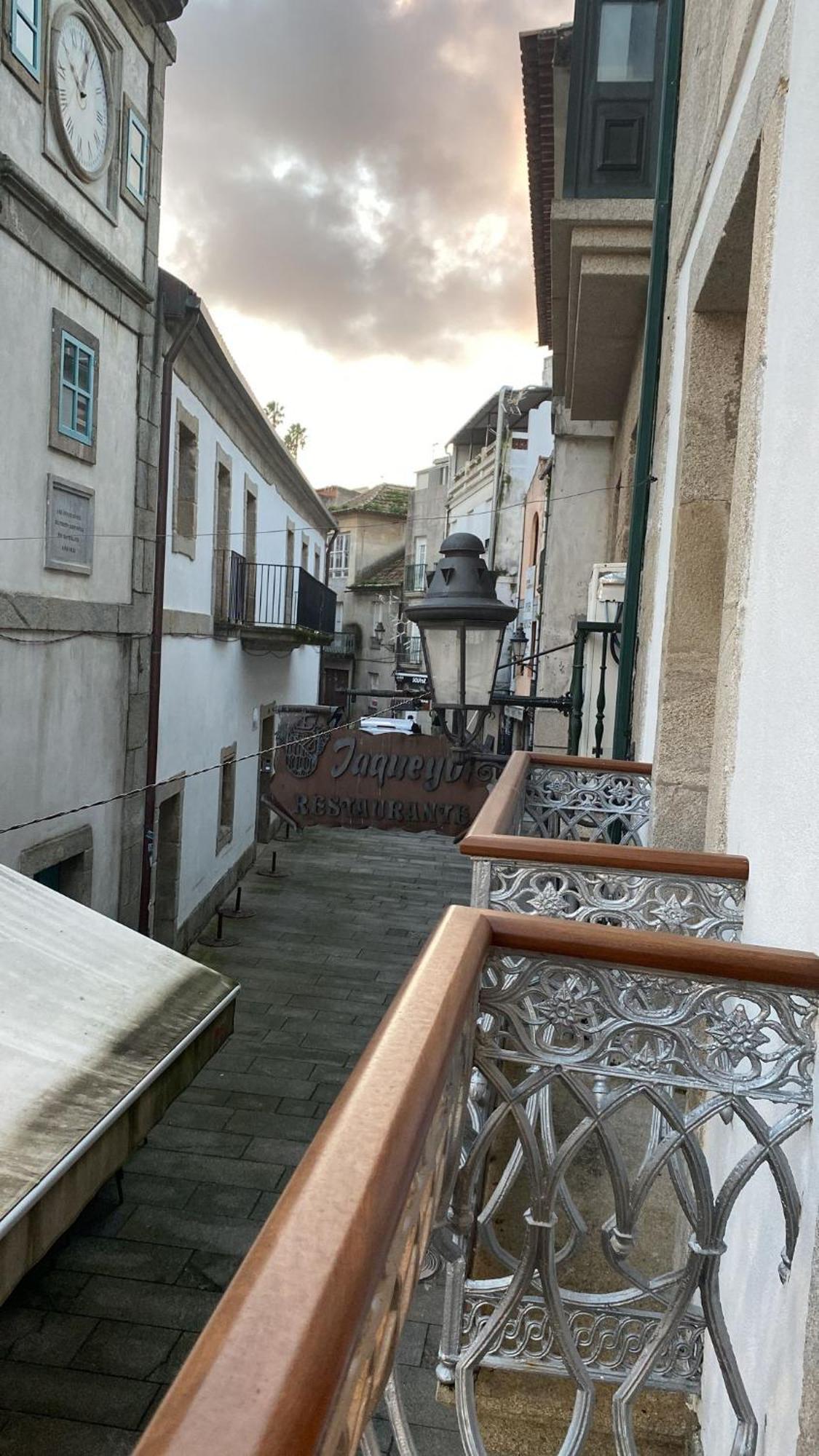 En El Casco Antiguo De Bayona Baiona
